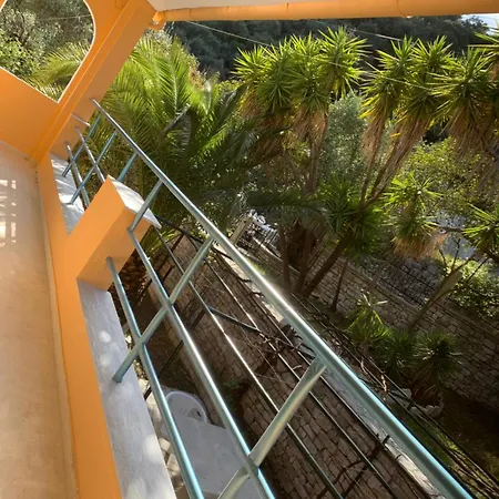 Silent Bay * Katávolos