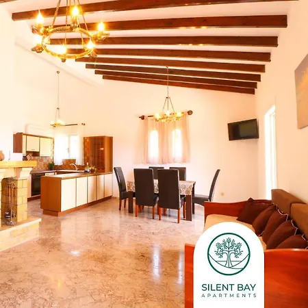 Silent Bay Boutique Apartments Nisaki *