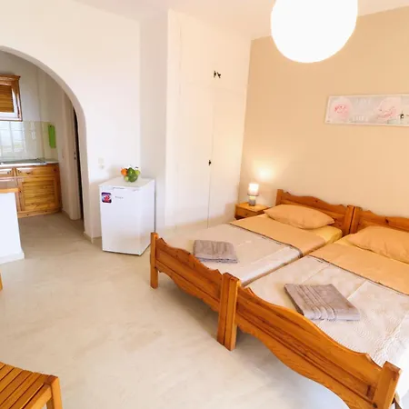 Silent Bay Boutique Apartments Nisaki