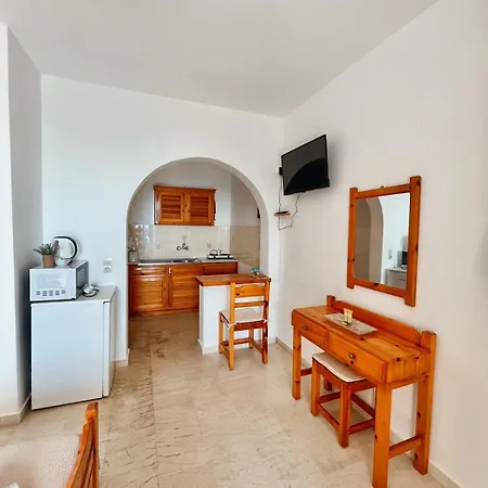 Silent Bay Boutique Apartments Nisaki Apartment