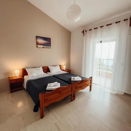 Silent Bay Boutique Apartments Nisaki * Katávolos