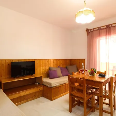 Apartment Silent Bay