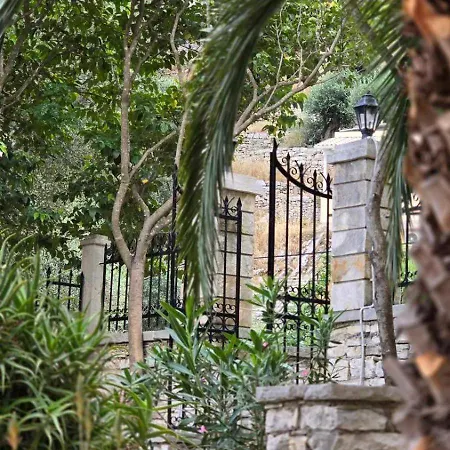 Silent Bay * Katávolos